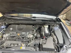 Toyota Camry SE 2021 Blue