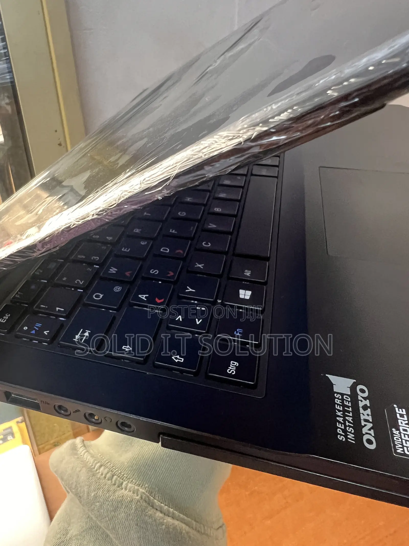 Laptop 16GB Intel Core i5 SSD 256GB