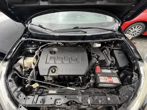 Toyota Matrix S Hatchback AWD (2.4L 4cyl) 2014 Black