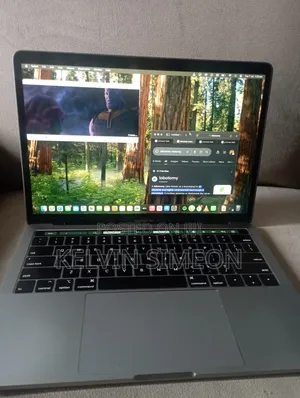 Laptop Apple MacBook Pro 2018 16GB Intel Core i7 SSD 500GB