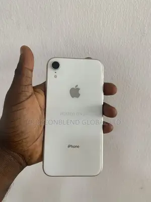 Apple iPhone XR 64 GB White