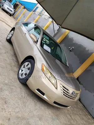 Toyota Camry 2.4 XLE 2008 Gold