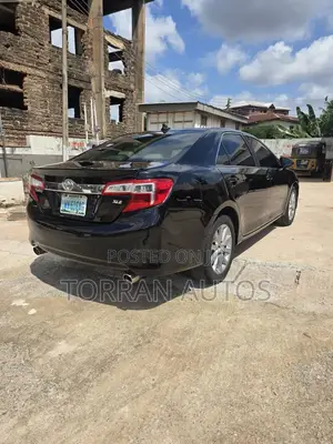 Toyota Camry XLE V6 4dr Sedan (3.5L 6cyl 6A) 2013 Black