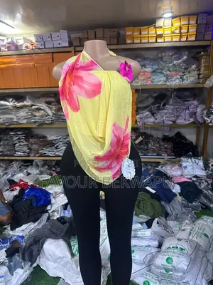Ladies Floral Halter Neck Top – Yellow Pink