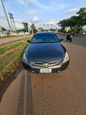 Honda Accord 2005 Gray