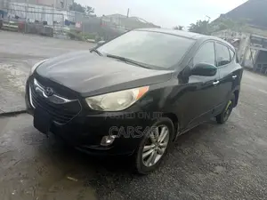 Hyundai Tucson Limited FWD 2010 Black