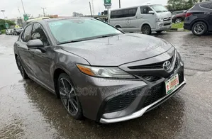 Toyota Camry XSE FWD (2.5L 4cyl 8AM) 2018 Gray