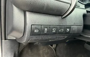 Toyota Camry XSE FWD (2.5L 4cyl 8AM) 2018 Gray