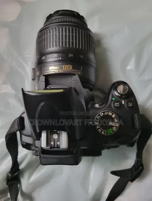 Nikon D5000 Camera