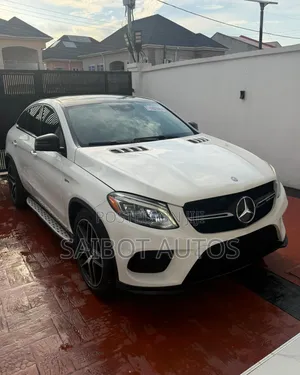 Mercedes-Benz GLE-Class 2017 White