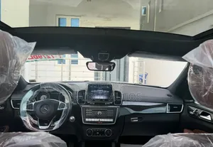 Mercedes-Benz GLE-Class 2017 White