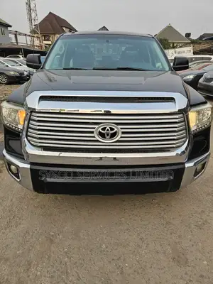 Toyota Tundra 2016 Black