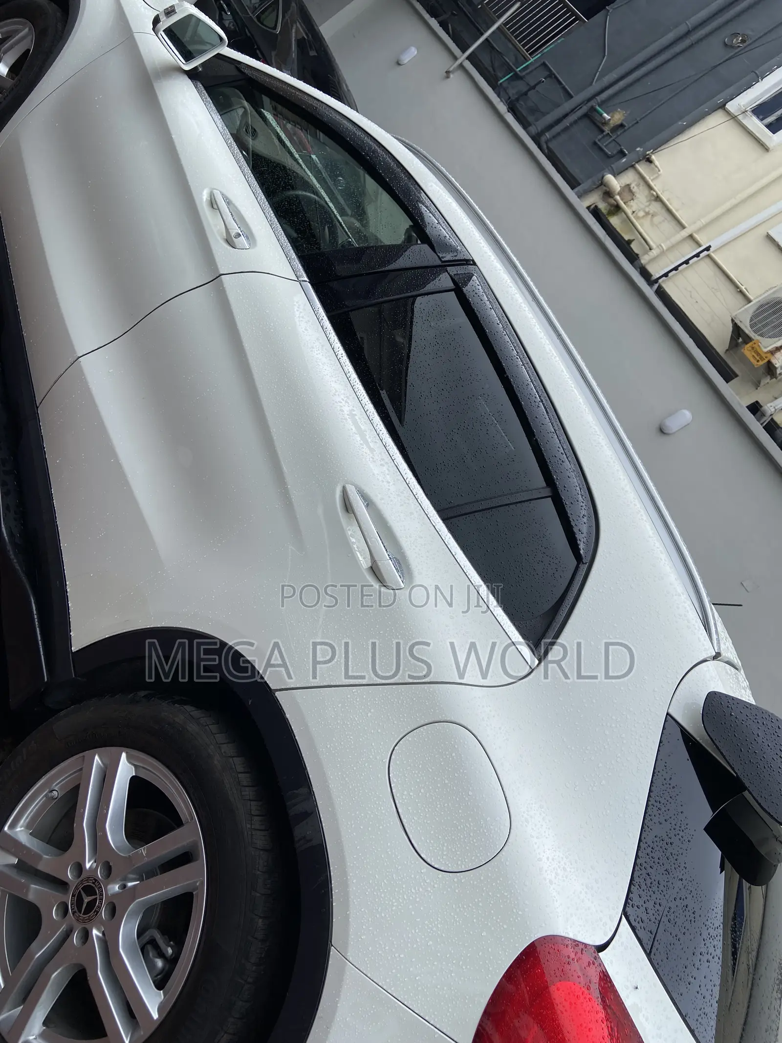 Mercedes-Benz GLA 250 2016 White