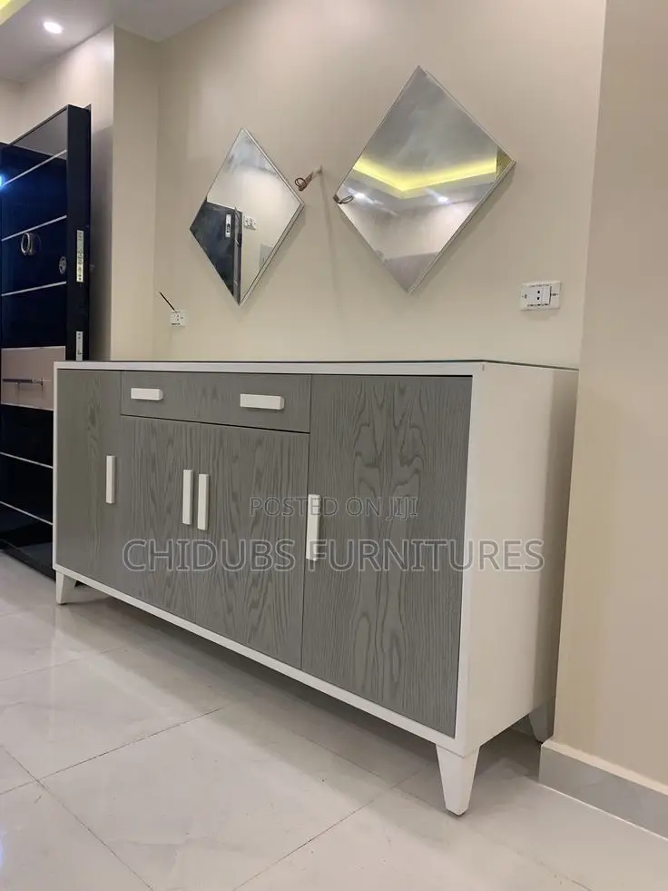 Quality Side Board