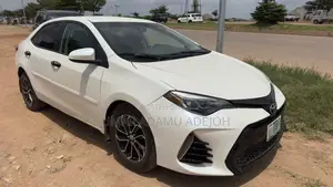 Toyota Corolla 2017 White