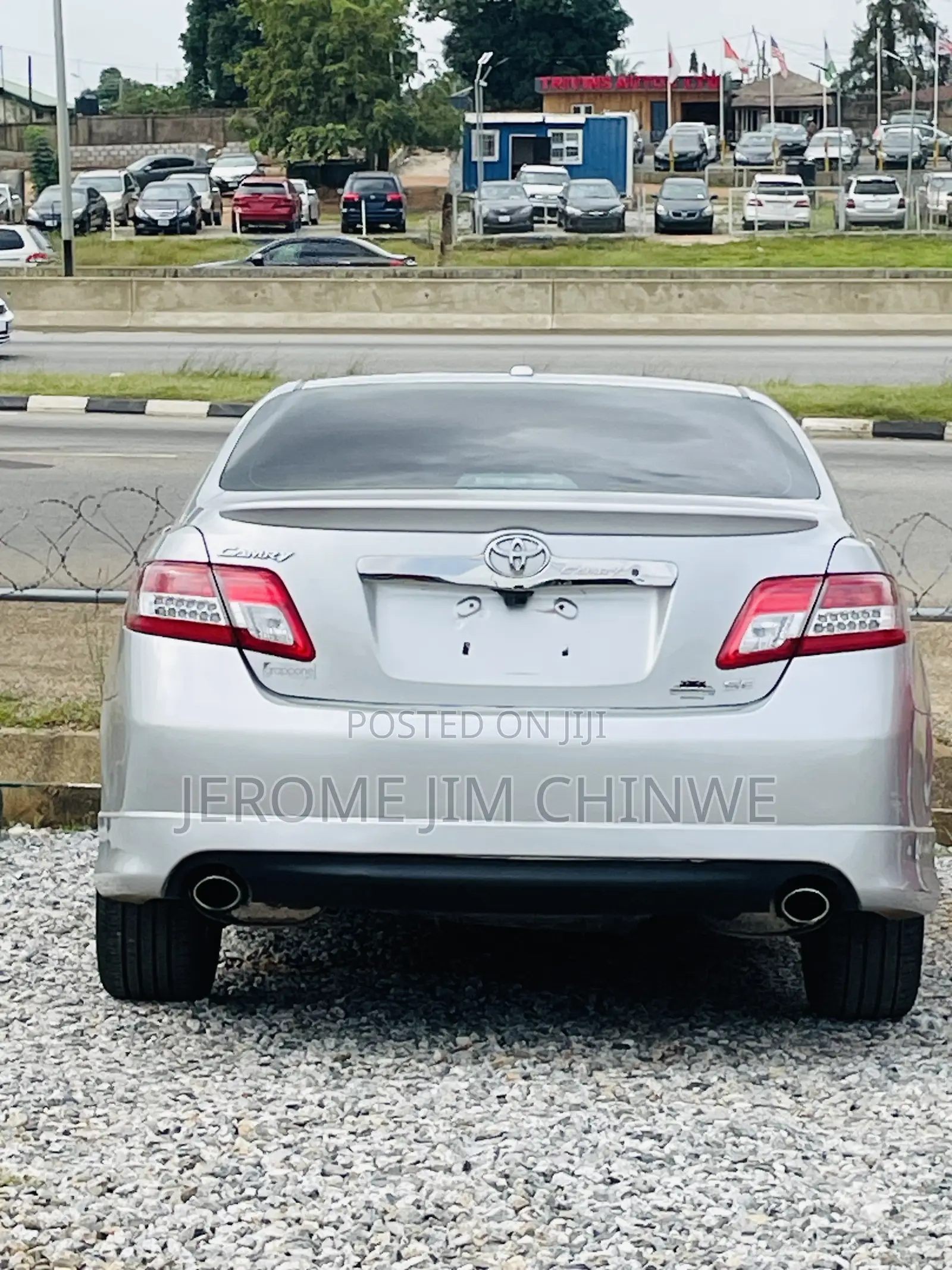 Toyota Camry 2010 Silver