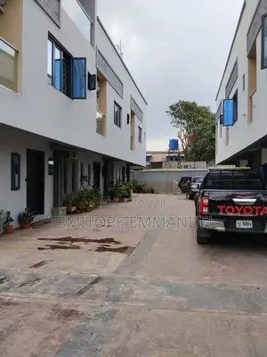 Furnished 4bdrm Duplex in Ilupeju for sale