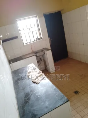 3bdrm Bungalow in Frsc Estate Lokogoma for rent