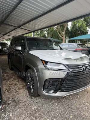 Lexus LX 2025 Gray