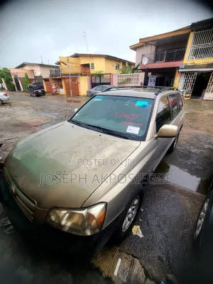 Toyota Highlander 2006 Gold