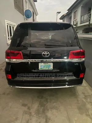 Toyota Land Cruiser 2013 Black