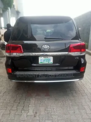 Toyota Land Cruiser 2013 Black