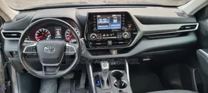 Toyota Highlander 2023 Gray