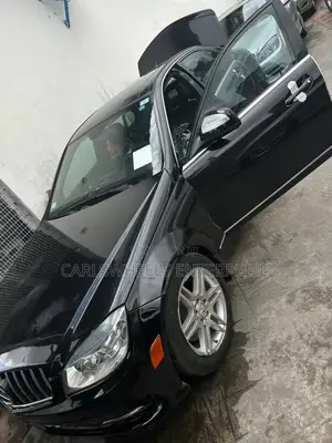 Mercedes-Benz C350 2008 Black