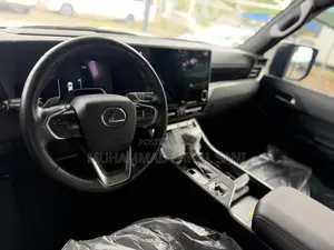 Lexus GX 2024 Gray