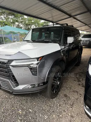 Lexus GX 2024 Gray