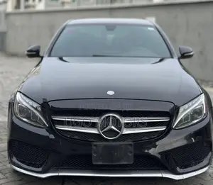 Mercedes-Benz C300 2016 Black