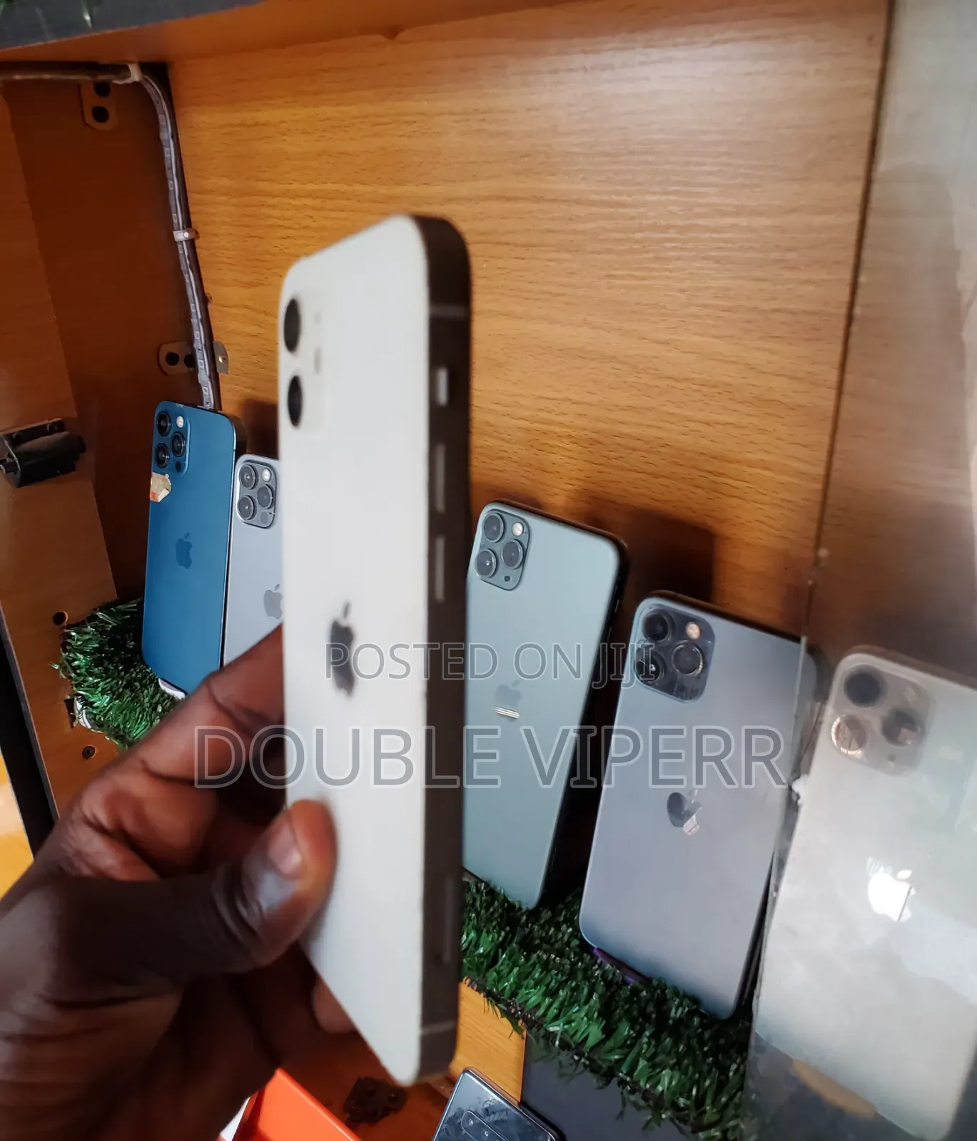 Apple iPhone 12 64 GB Black