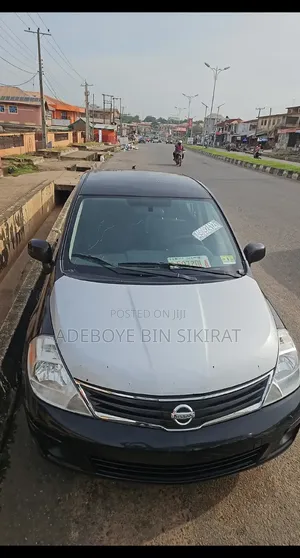 Nissan Versa 2012 Black