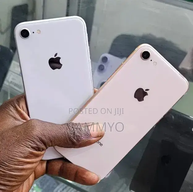 Apple iPhone 8 64 GB White