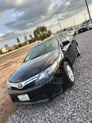 Toyota Camry LE 4dr Sedan (2.5L 4cyl 6A) 2013 Black