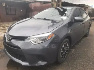 Toyota Corolla 2015 Gray