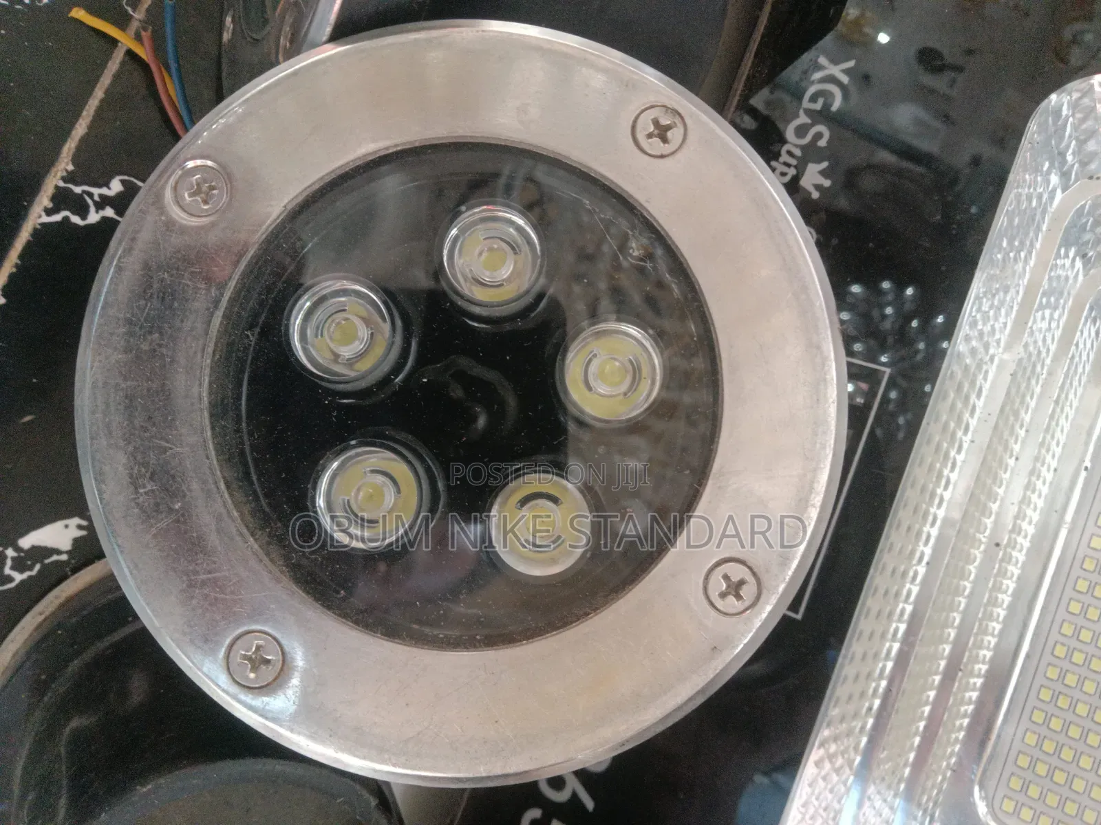 5 Eyes Floor Light