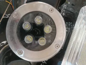 5 Eyes Floor Light