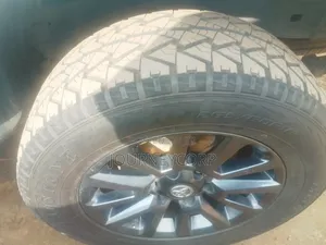 Toyota Hilux 2020 White