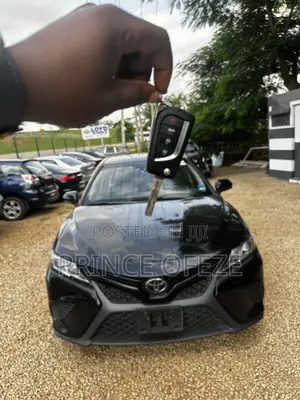 Toyota Camry 2020 Black