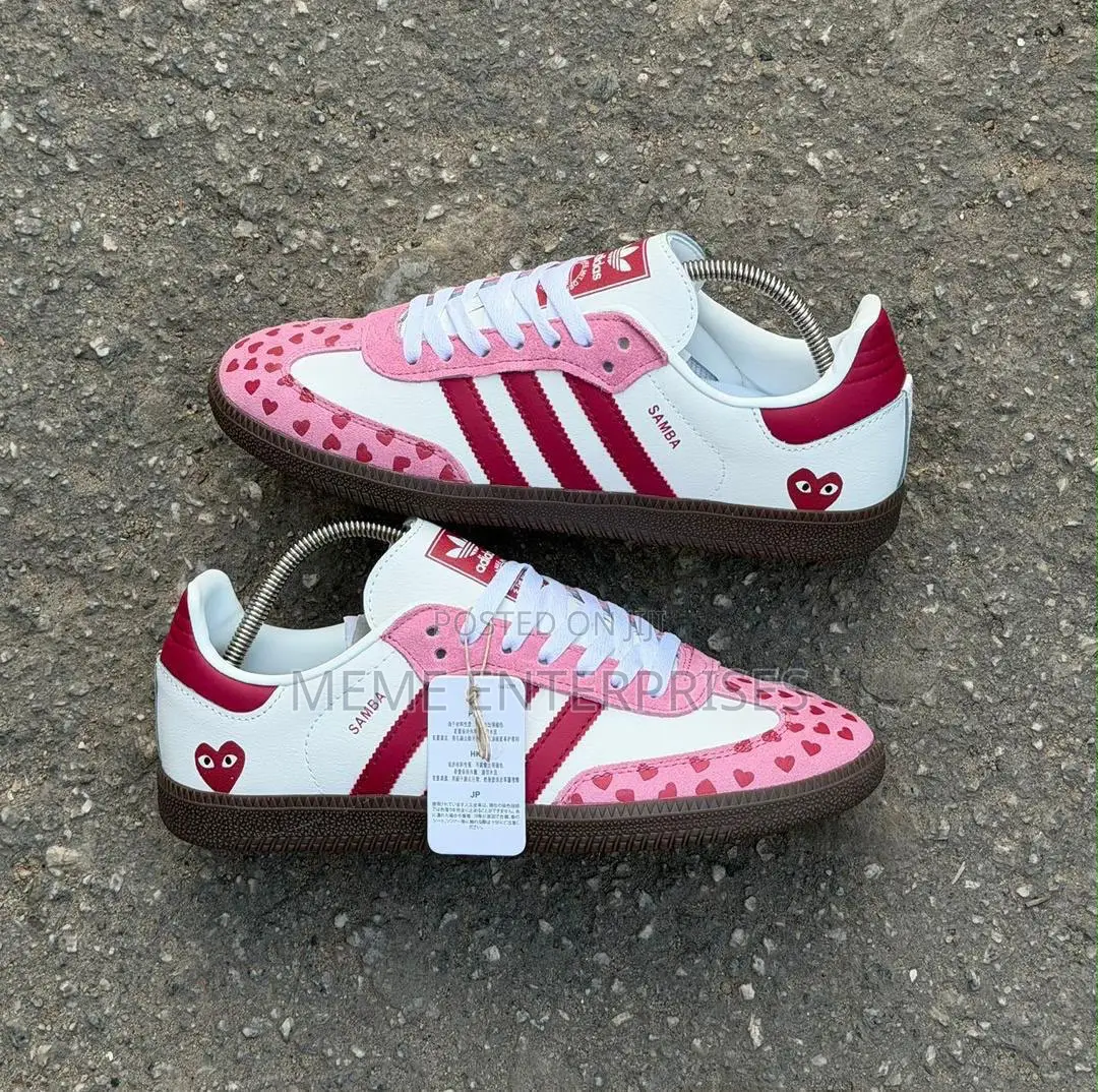 Pink>><Samba