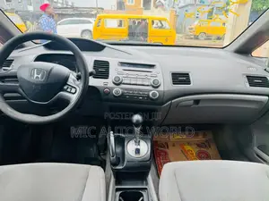 Honda Civic 2008 Gold