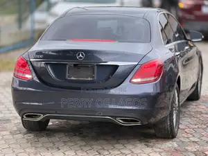 Mercedes-Benz C300 2016 Gray