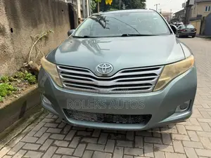 Toyota Venza LE 2010 Green