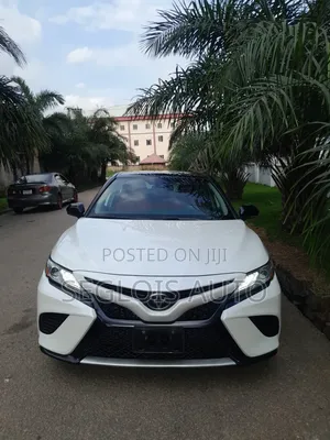 Toyota Camry 2020 White