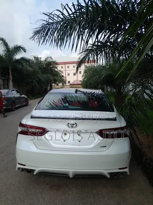Toyota Camry 2020 White