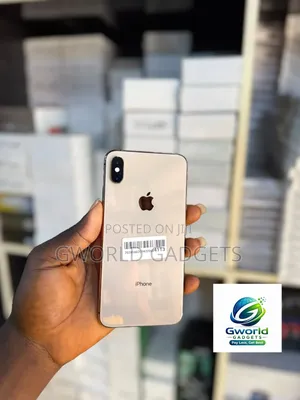 Apple iPhone XS Max 64 GB Gold