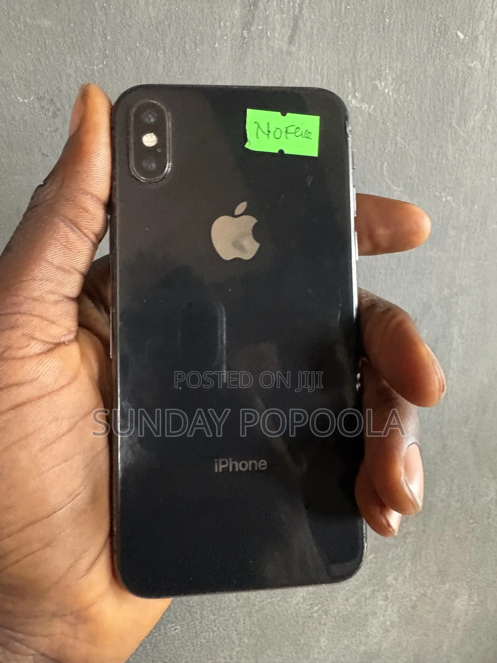 Apple iPhone X 64 GB Black