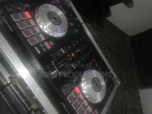 Sb3 DDJ Controller With Box