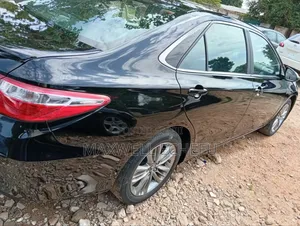 Toyota Camry SE 4dr Sedan (2.5L 4cyl 6A) 2017 Black
